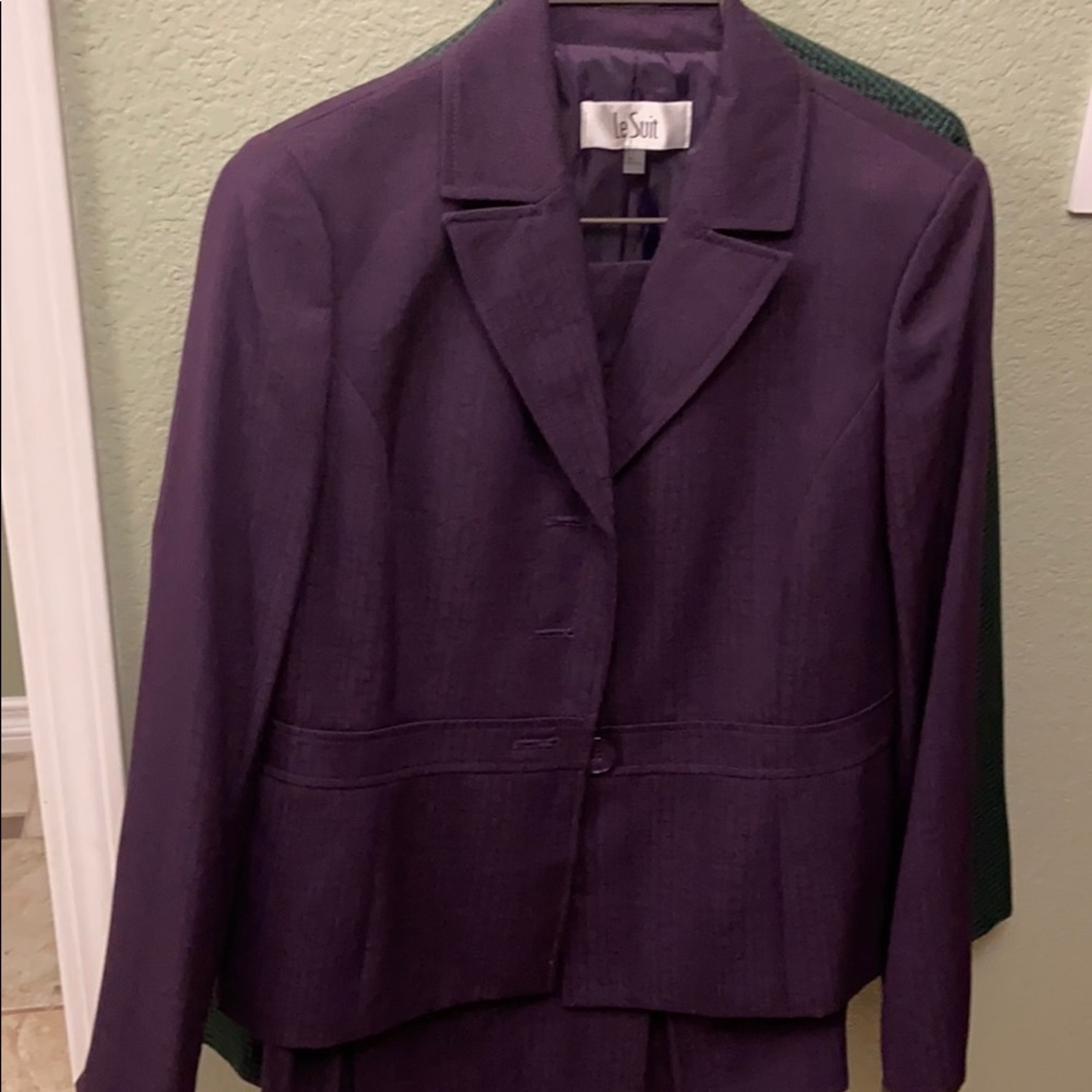 Jacket and skirt suit